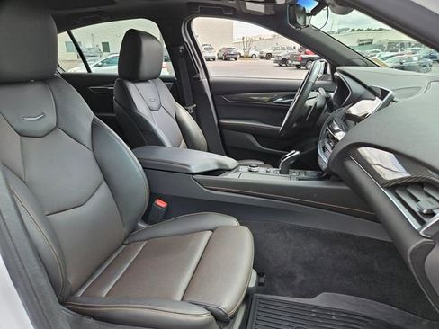 Used 2022 Cadillac CT5 V w/ Premium Package image 20