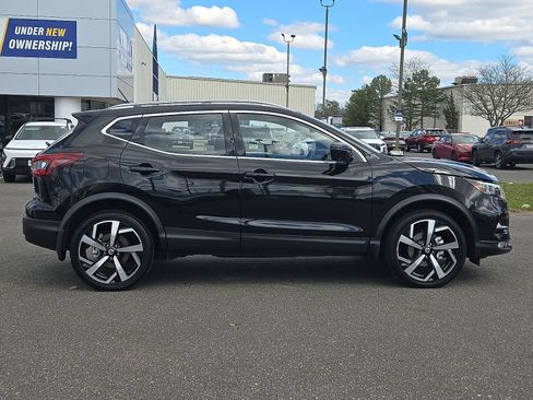 Used 2021 Nissan Rogue Sport SL w/ Premium Package AWD/4WD image 32