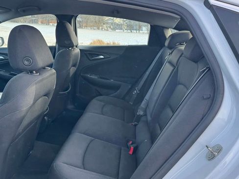 Used 2023 Chevrolet Malibu LT FWD image 15