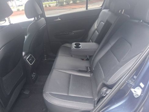 Used 2022 Kia Sportage Nightfall Edition w/ Nightfall Fwd Premium Package image 17