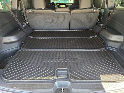 Used 2022 Honda Pilot TrailSport image 29