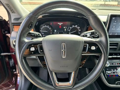 Used 2020 Lincoln Corsair Reserve w/ Equipment Group 201A image 12