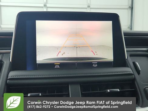 Used 2024 Chevrolet Suburban LT image 17