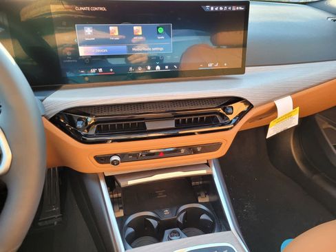 New 2025 BMW 330i 330i w/ M Sport Package image 6