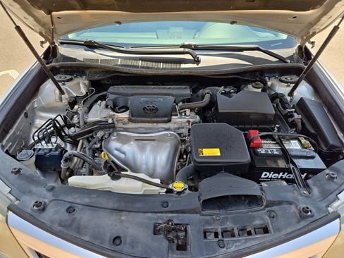 Used 2013 Toyota Camry SE FWD image 31
