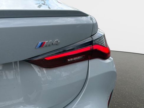 Used 2023 BMW M4 Coupe w/ M Driver's Package RWD image 16