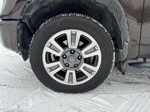 Used 2020 Toyota Tundra Platinum image 9