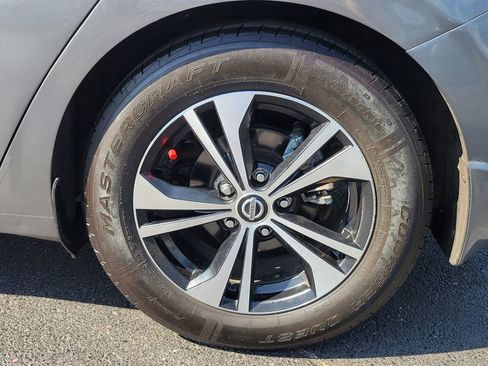 Used 2020 Nissan Sentra SV w/ Lighting Package FWD image 35