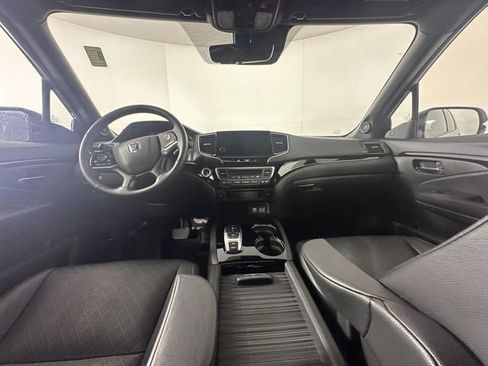 Used 2020 Honda Passport Touring image 18