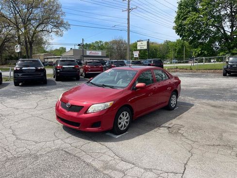 Used 2010 Toyota Corolla FWD image 1