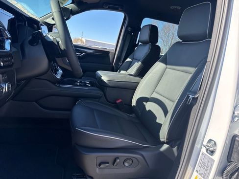 New 2026 GMC Yukon XL Elevation image 19