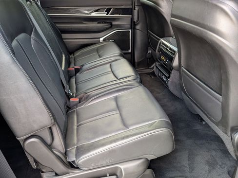 Used 2022 Jeep Wagoneer Series II w/ Premium Group I image 36