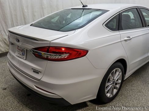 Used 2020 Ford Fusion Energi Titanium image 7