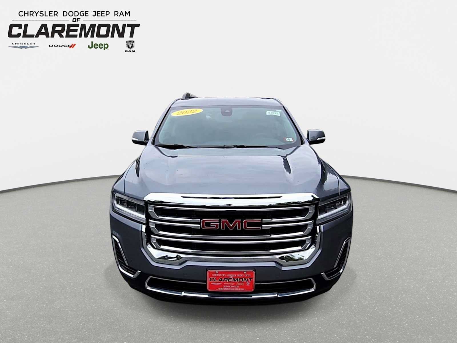 Used 2022 GMC Acadia SLE w/ Driver Convenience Package AWD/4WD image 3