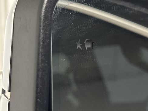 Used 2022 GMC Sierra 2500 Denali w/ Denali Ultimate Package image 6