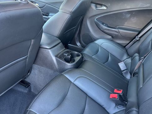 Used 2017 Chevrolet Volt Premier w/ Driver Confidence II Package image 15