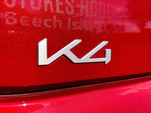 Used 2025 Kia K4 GT-Line w/ GT-Line Sunroof Package image 10
