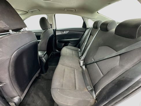 Used 2019 Kia Forte Sedan FWD image 15