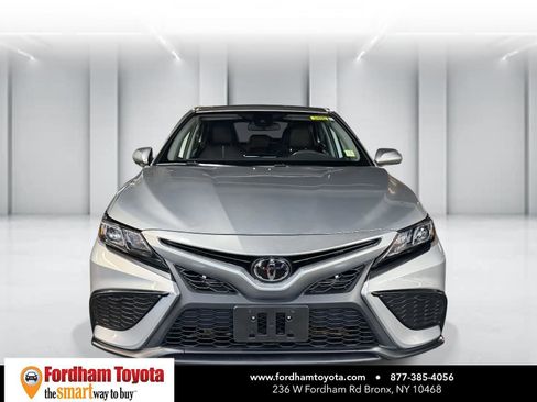 Used 2023 Toyota Camry SE w/ Cold Weather Package image 2