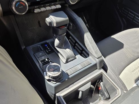 Used 2024 Toyota Tacoma TRD Off-Road AWD/4WD image 23