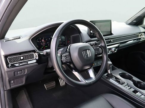 Used 2025 Honda Civic Sport Touring image 19