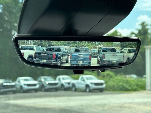 New 2026 GMC Sierra 1500 Denali w/ Denali Reserve Package AWD/4WD image 32