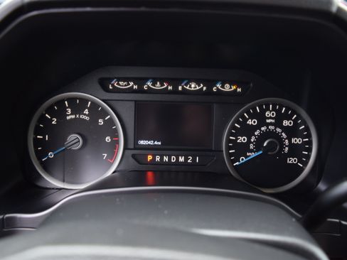 Used 2017 Ford F150 XLT w/ Equipment Group 302A Luxury AWD/4WD image 13