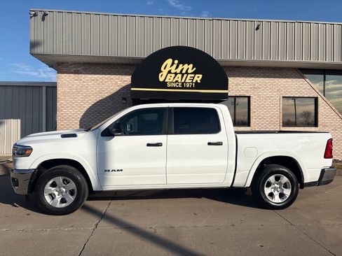 Used 2025 RAM 1500 Big Horn image 2