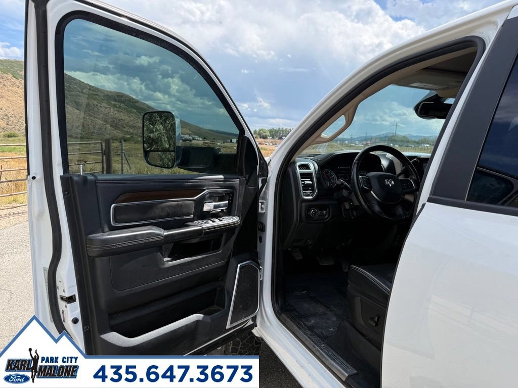 Used 2022 RAM 3500 Laramie AWD/4WD image 13