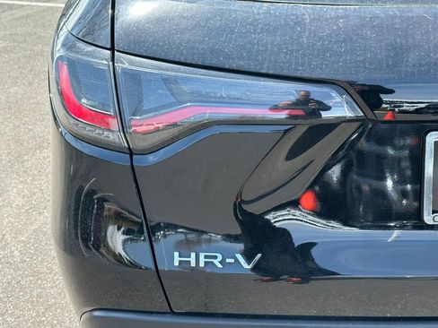 Used 2024 Honda HR-V LX image 30