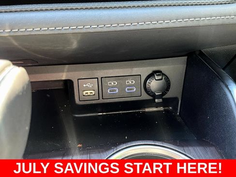 Used 2022 Toyota Highlander Platinum AWD/4WD image 18