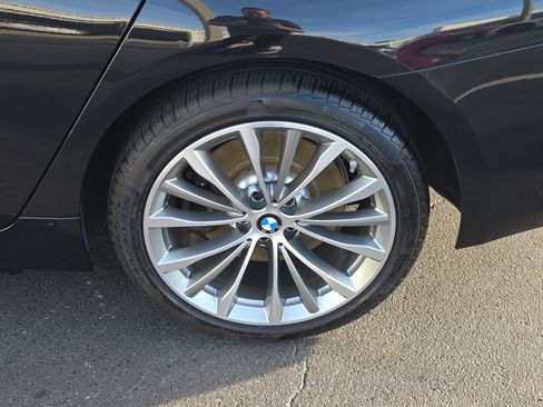 Used 2023 BMW 540i w/ Premium Package image 5