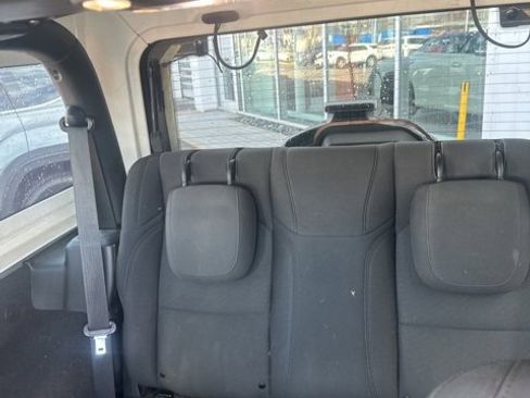 Used 2019 Jeep Wrangler Sport S image 22