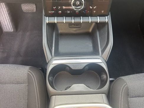 Used 2025 GMC Terrain Elevation image 12