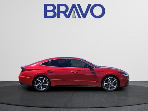 Used 2023 Hyundai Sonata SEL Plus FWD image 3