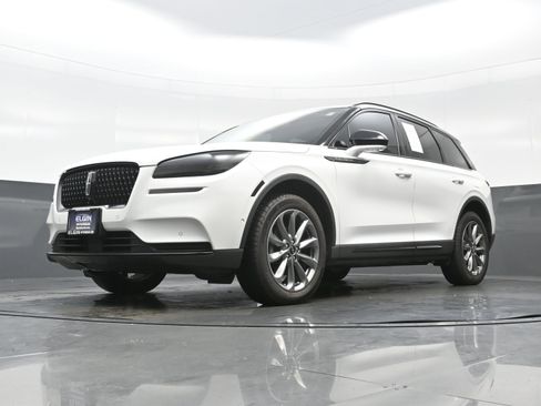 Used 2022 Lincoln Corsair AWD w/ Premium Package image 28