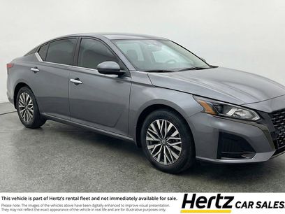 Used 2025 Nissan Altima 2.5 SV