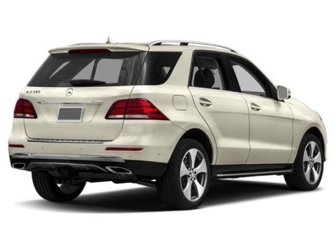 Used 2018 Mercedes-Benz GLE 350 4MATIC image 2