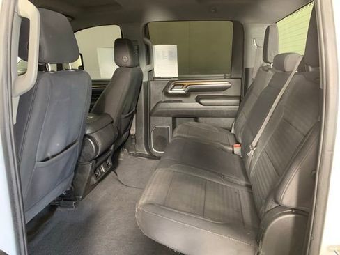 Used 2024 Chevrolet Silverado 2500 LT AWD/4WD image 27