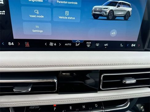 New 2026 Lincoln Aviator Premiere image 19