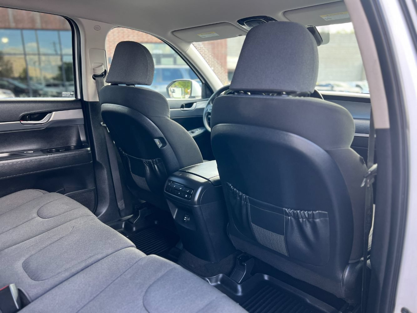 Used 2020 Hyundai Palisade SE AWD/4WD image 27