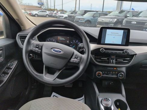 Certified 2020 Ford Escape SE FWD image 29