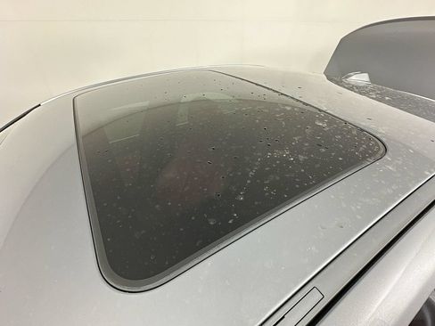 Used 2025 BMW 330i xDrive Sedan AWD/4WD image 30