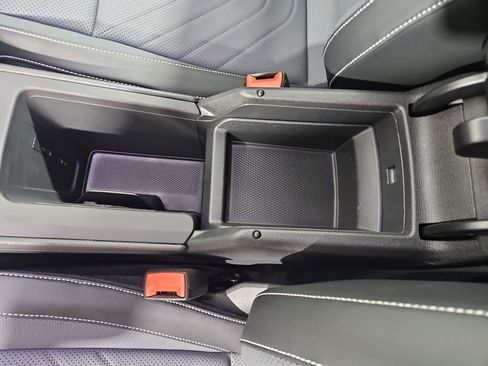 New 2026 Volkswagen Tiguan SE AWD/4WD image 24