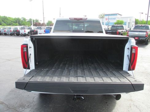 Used 2024 GMC Sierra 2500 Denali Ultimate w/ Max Trailering Package AWD/4WD image 9