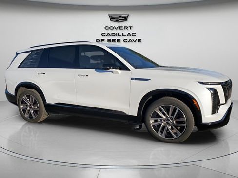 New 2026 Cadillac Vistiq Sport w/ LPO, Floor Liner Package image 12