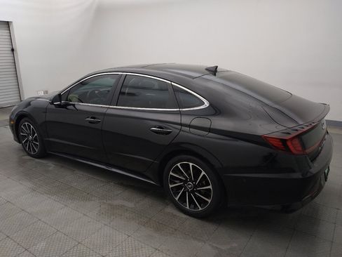 Used 2021 Hyundai Sonata Limited w/ Preferred Accessory Package FWD image 3