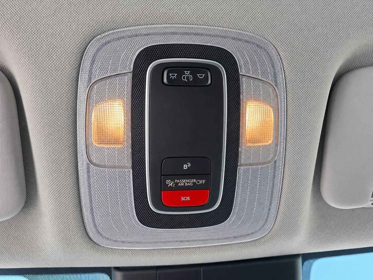Used 2024 Hyundai Elantra SEL FWD image 30