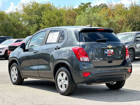 Used 2020 Chevrolet Trax LS w/ Tint and Cruise Package AWD/4WD image 13