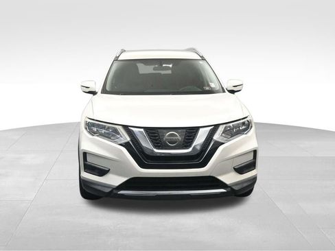 Used 2017 Nissan Rogue SV FWD image 8